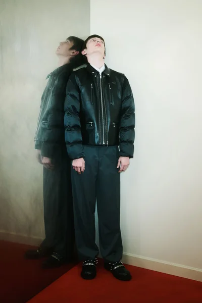 Look 7